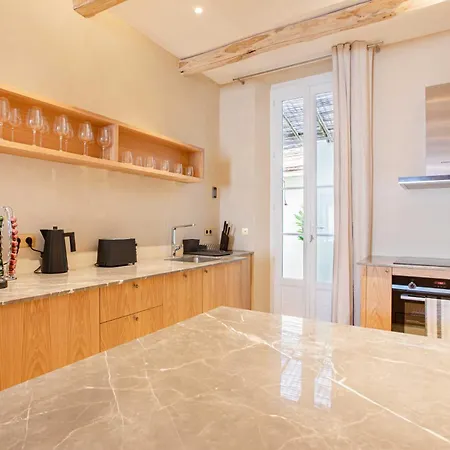 Magnificent - 2br-6p - Heart Of *