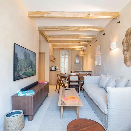 Magnificent - 2br-6p - Heart Of Apartment